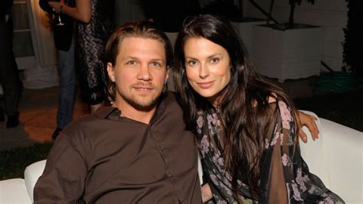 Wondering about American actor, Marc Blucas and his wife Ryan Haddon an American journalist? Know more about their personal life!